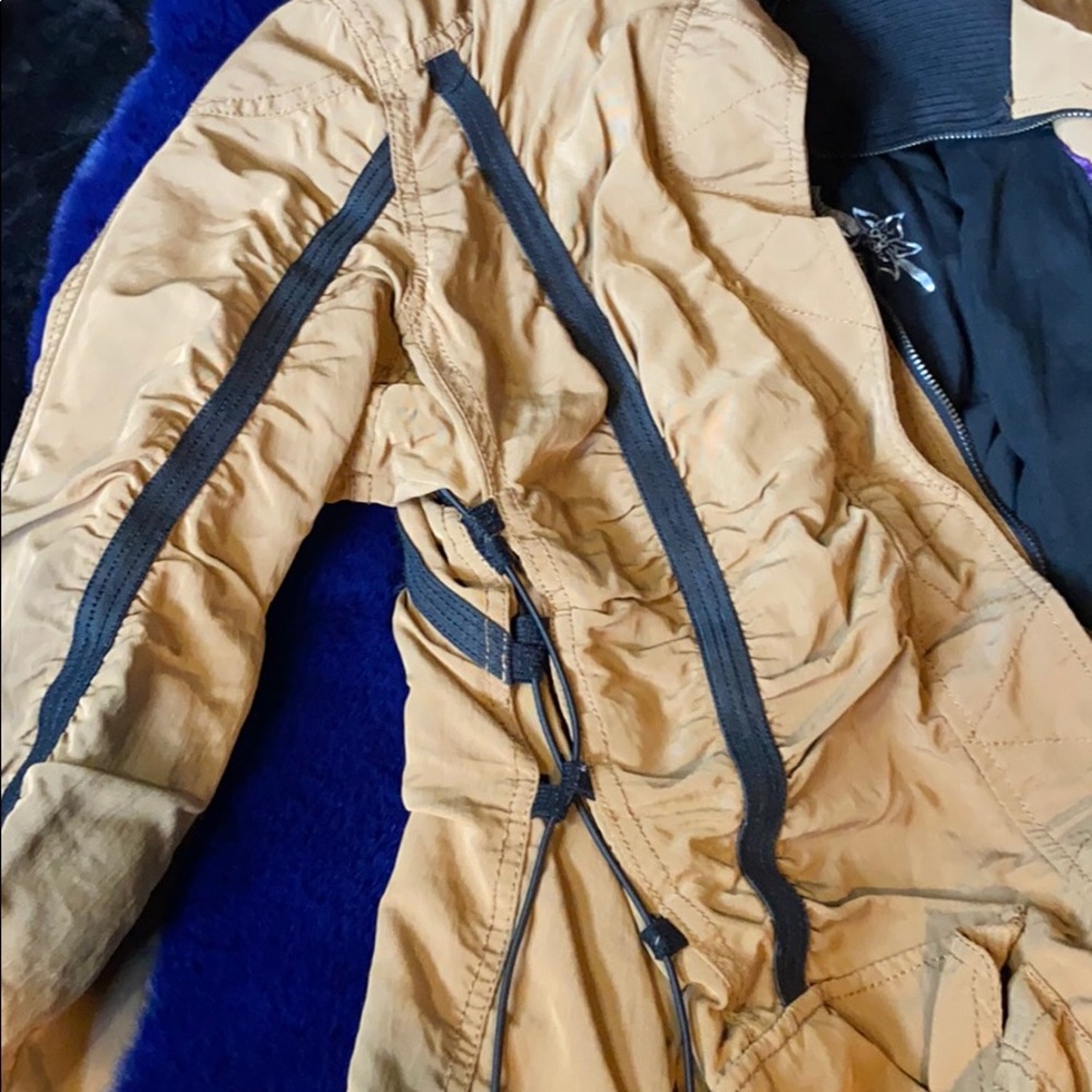 Jacket - Picture 3 of 3